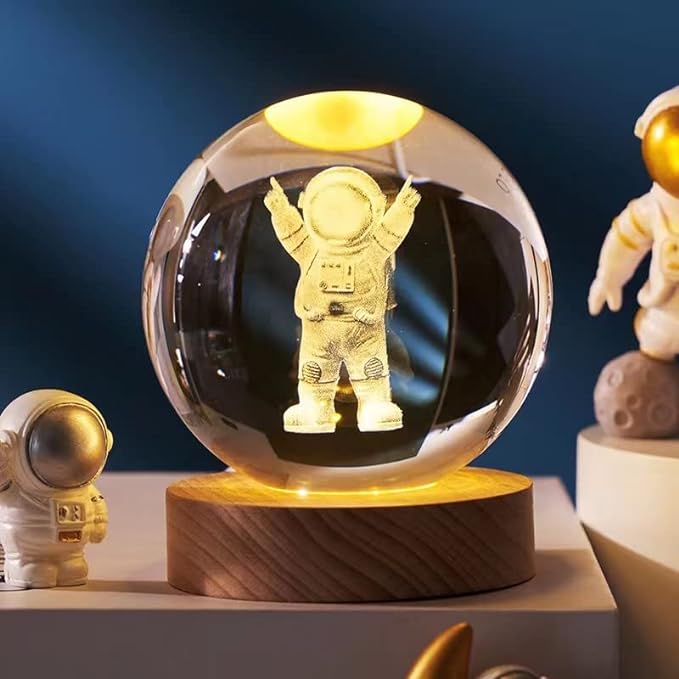 LumiOrb™ 3D Astronaut Crystal Ball Night Light